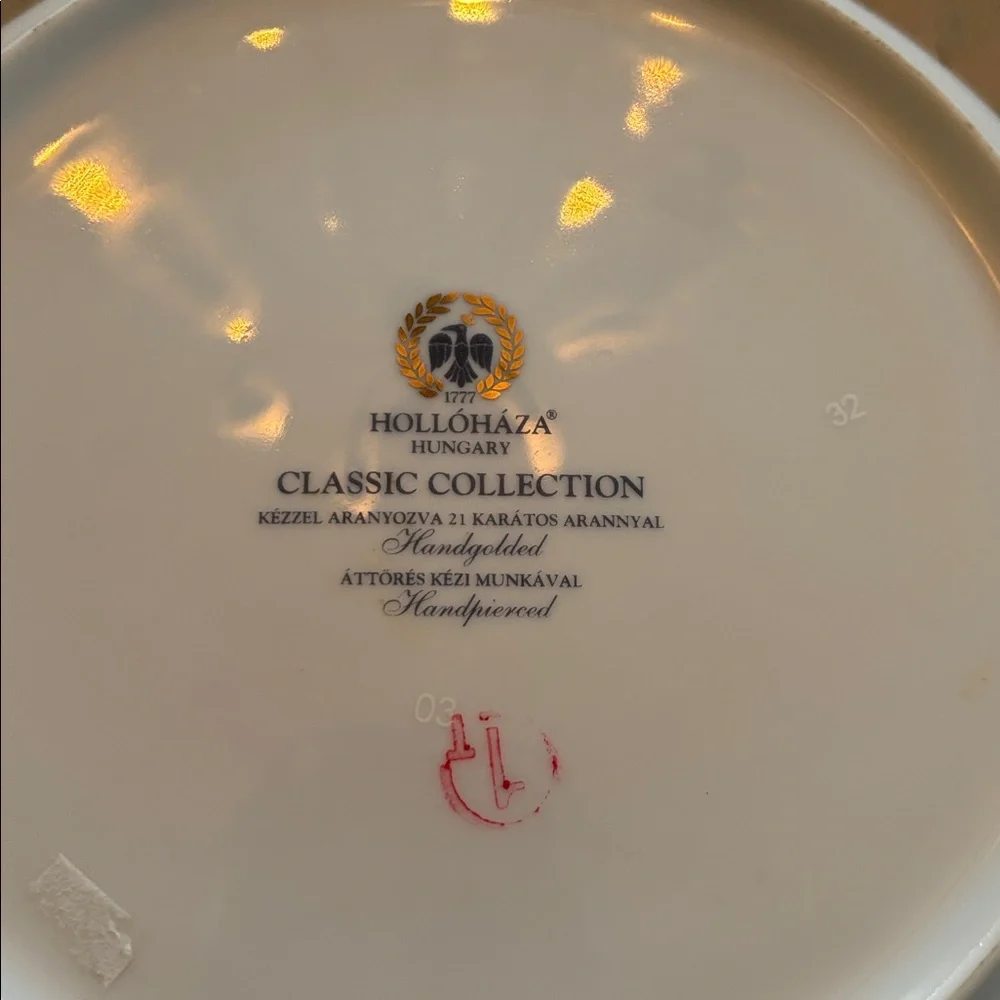 Hollohaza Hungary Classic Collection Lattice Edge Bowl